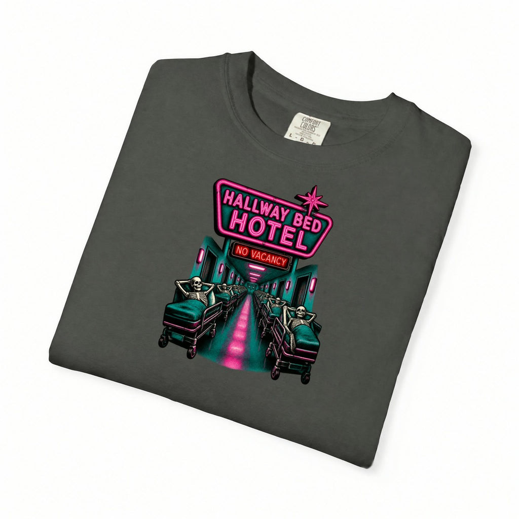 Hallway Bed Hotel No Vacancy Skeleton ER Nurse Comfort Colors T-Shirt folded